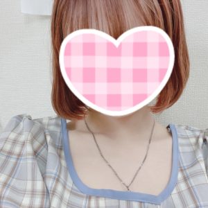 ちかの出勤中です🌻