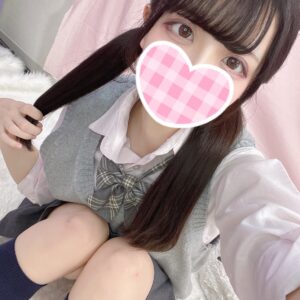 素人にこだわる！18歳や19歳と遊べる新宿制服オーディション！【新宿リフレ】