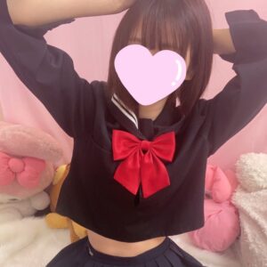 ハートに火をつけろ！18歳19歳の素人だけの制服オーディション♡