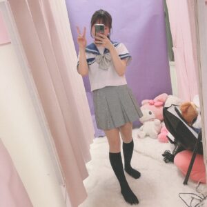 出勤してます🍑