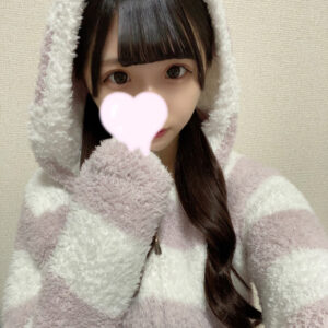 ゆら3時まで❣️