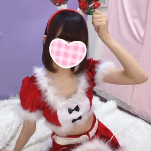 ★お得な情報アリ★今しか楽しめない！10代の美少女サンタと密着リフレを！【新宿リフレ】