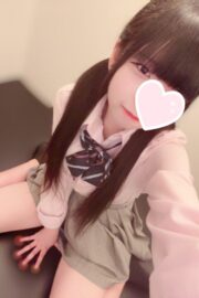 すず（JK上がりたて18歳）