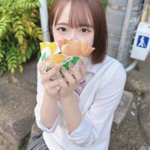 どんないい子でも年確は絶対!!【新宿リフレ】