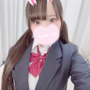 ももこ🍑〜22:00出勤します🥰