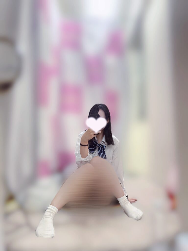 {CAPTION}