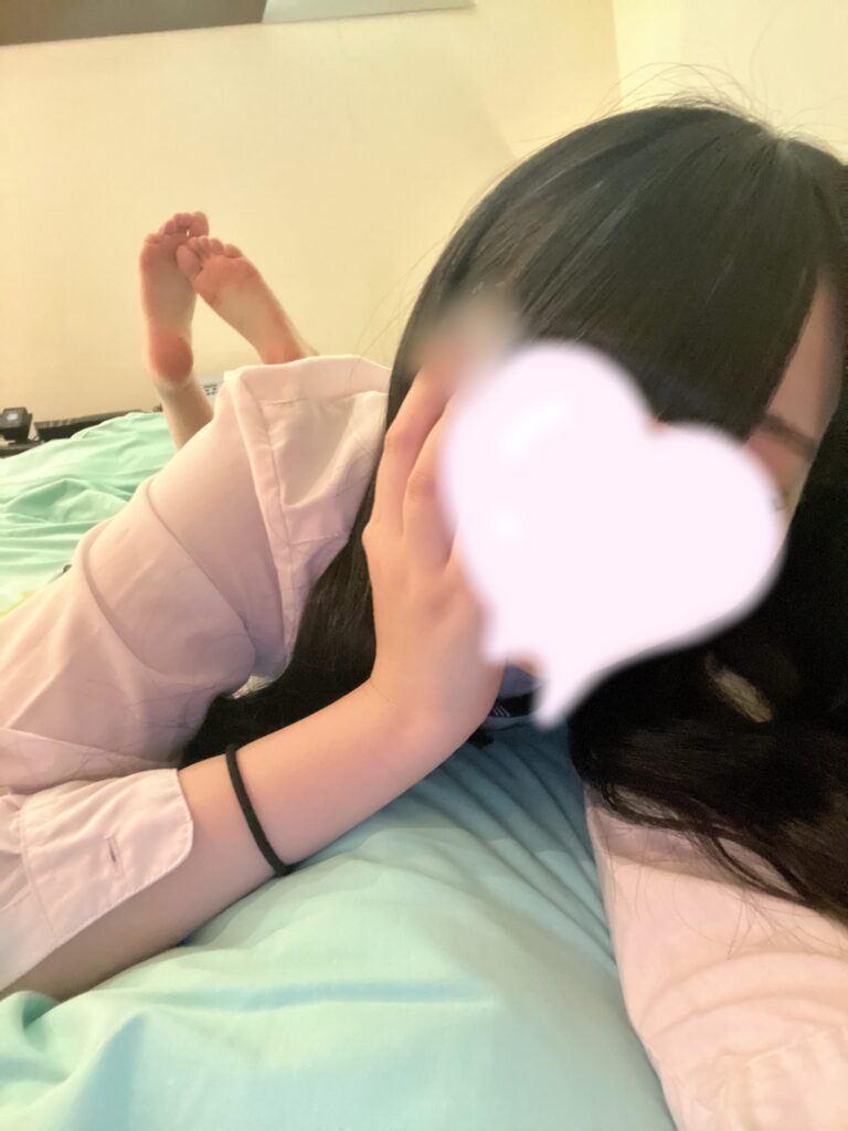 {CAPTION}