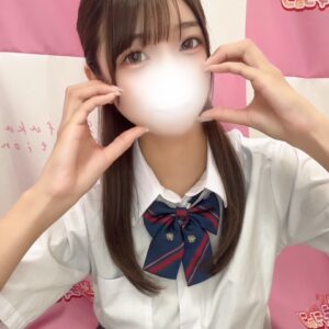 今日出勤のれみーです🙈🤍