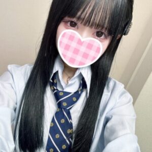制服姿の可愛い女の子たちと特別なひとときを