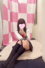 12/4体験入店初日にじ（JK中退年齢）